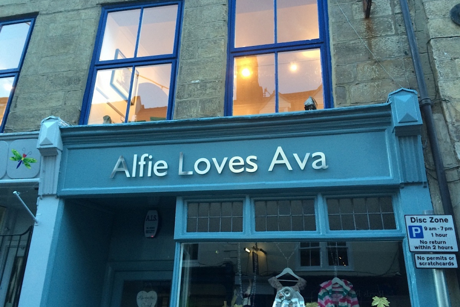 Alfie Loves Ava